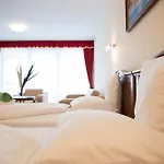 Luxury Hotel