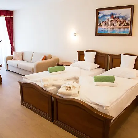 Szálloda Luxury 3*