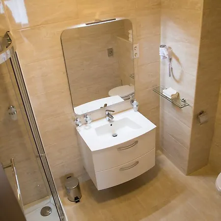 Luxury Ξενοδοχείο